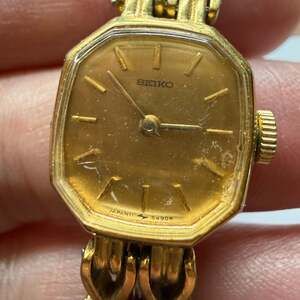Vintage Seiko Women's Gold Tone Octagonal Quartz Watch
